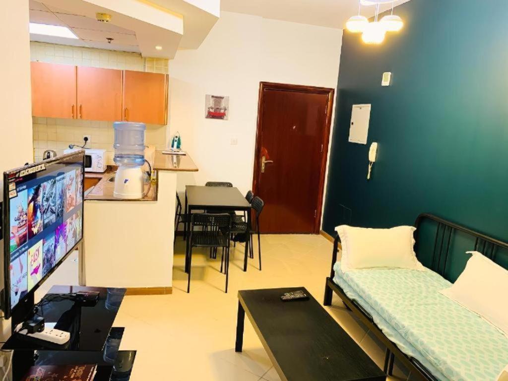 Royal Marina Inn Дубай Экстерьер фото